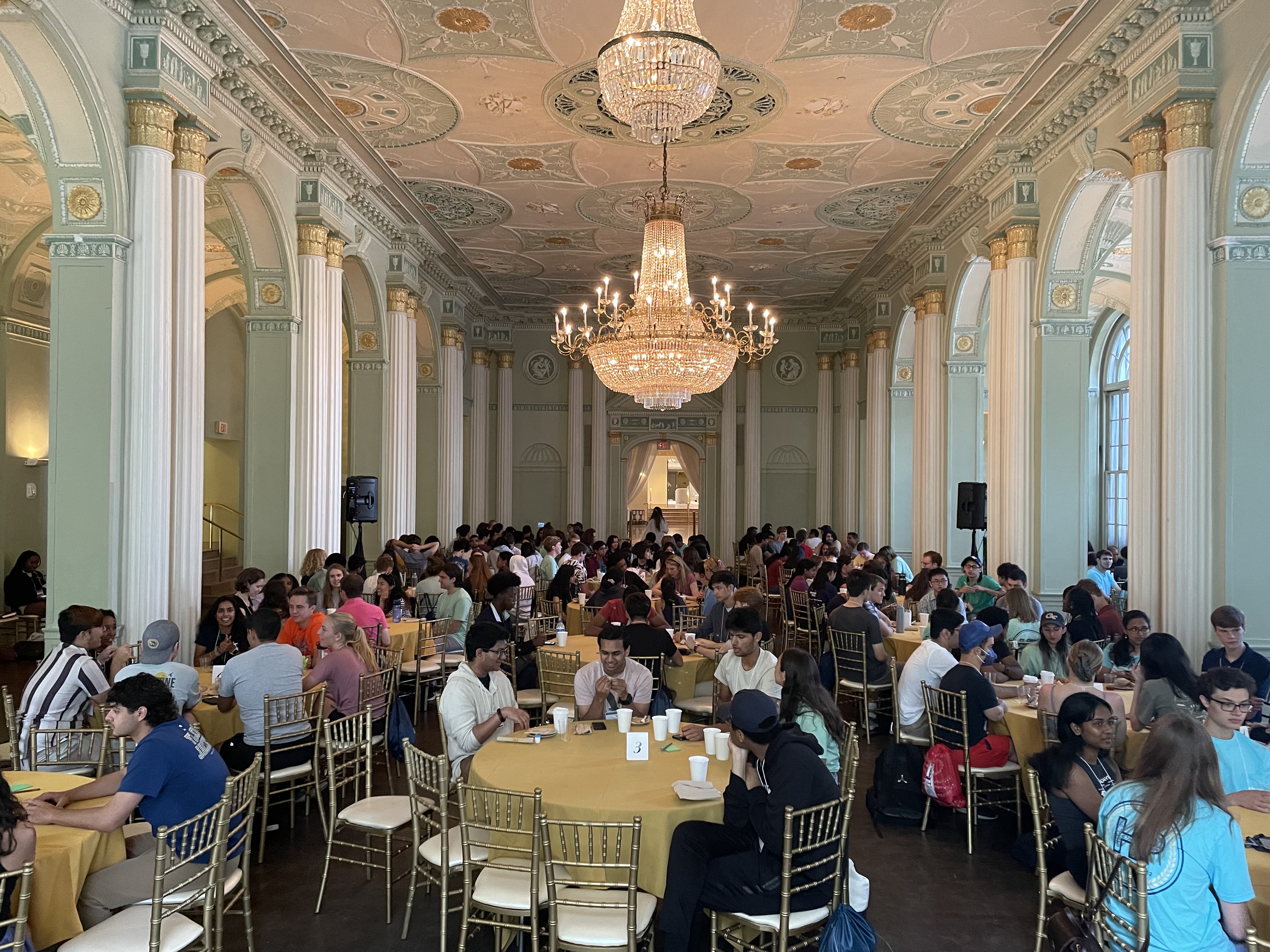 A picture of Honors Program students at the 2022 first-year student retreat.
