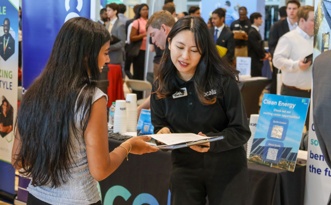 Students attend Fall 2025 All-Majors Career Fair